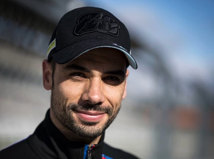 WSBK: Segundo dia de testes em Portimão ainda sem pilotos em pista