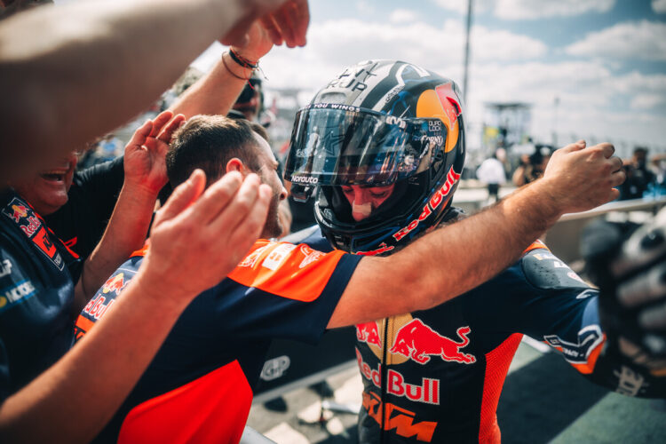 MotoGP: Pedro Acosta sobre a equipa ‘são os heróis do fim de semana’