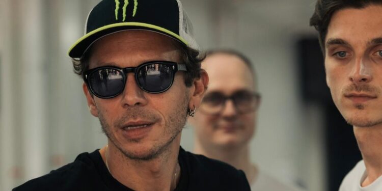 MotoGP: Valentino Rossi admite ‘nunca’ mais voltar a ‘pilotar uma’ moto da classe rainha