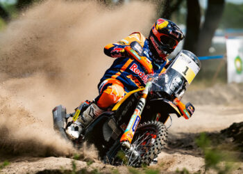 bp Ultimate Rally Raid : Sanders despacha concorrência