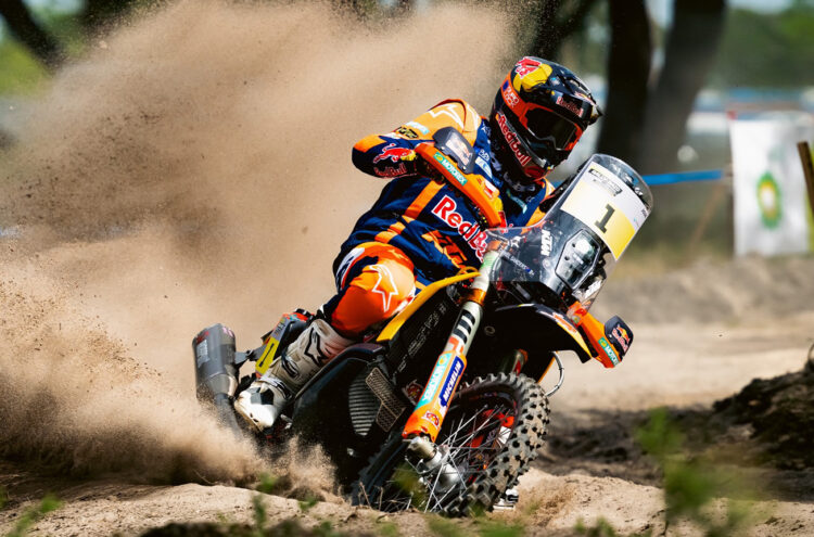 bp Ultimate Rally Raid : Sanders despacha concorrência
