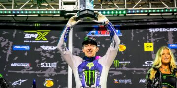 AMA Supercross: 250SMX Divisão Leste, Seth Hammaker vence apesar de dificuldades físicas