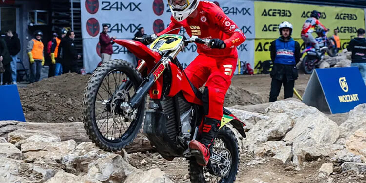 SuperEnduro -Stark conquista o título de fabricantes de 2026