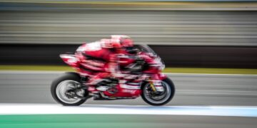 WSBK: Niclò Bulega continua a dominar e termina FP2 como líder em Assen