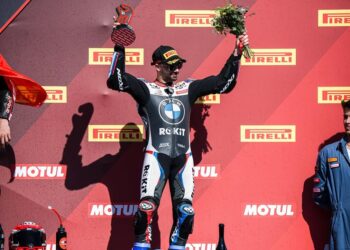 WSBK: Miguel Oliveira quebra jejum de 36 anos e devolve Portugal aos pódios