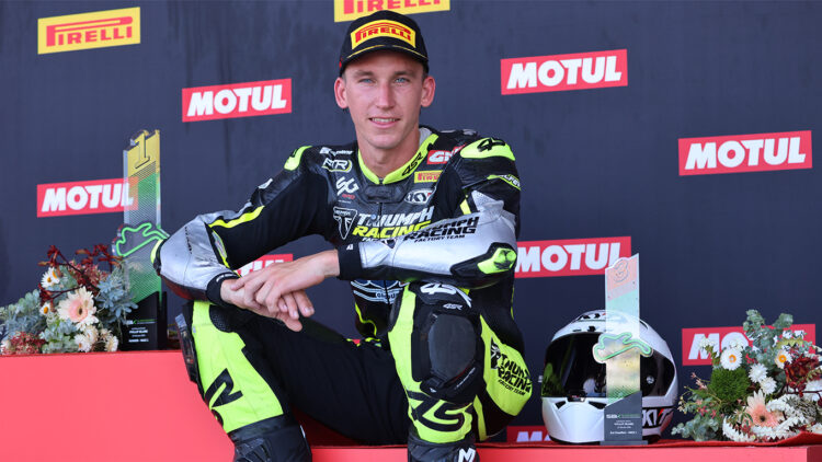 Oli Bayliss vai fazer o Campeonato Britânico de Supersport