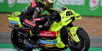 MotoGP: Di Giannantonio lidera FP1 em Jerez com dobradinha da VR46
