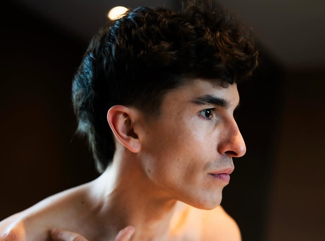 MotoGP: Domenicalli afirma que Marc Márquez ‘ainda não está a 100%’ thumbnail