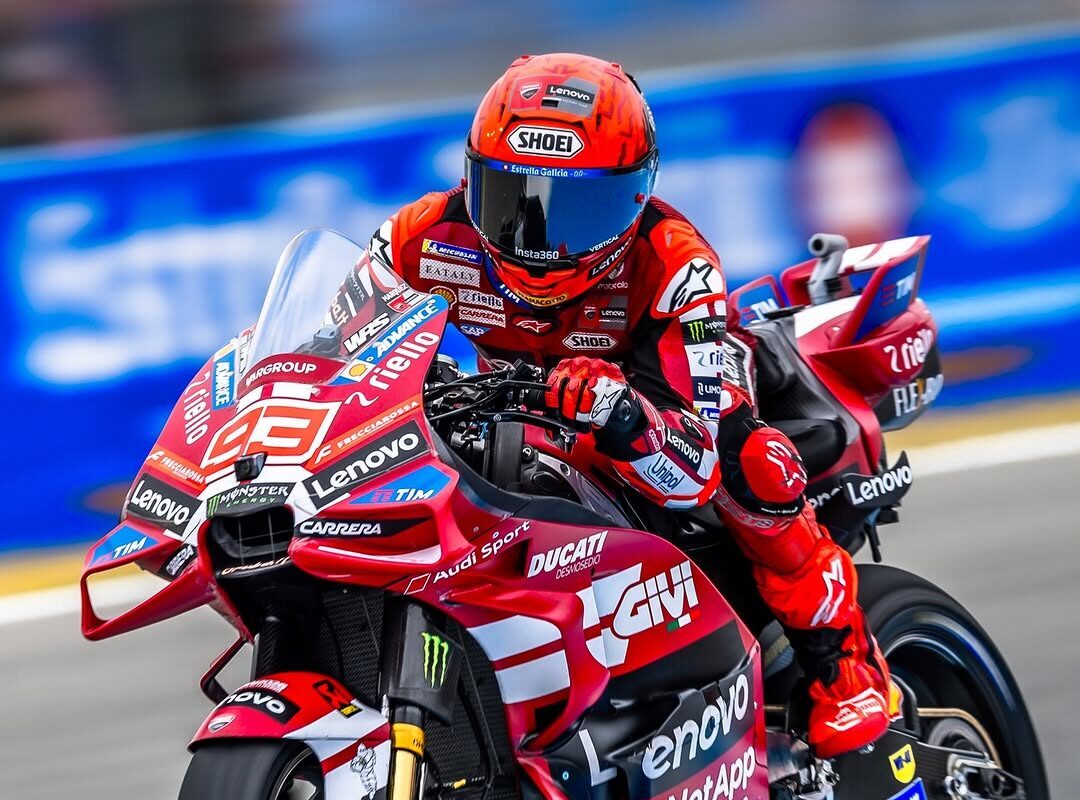 MotoGP: Marc Márquez cai mas vence corrida Sprint de loucos! thumbnail