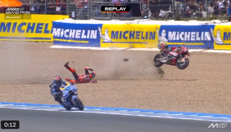 MotoGP: Queda devastadora de Marc Márquez destrói duelo com Alex Márquez