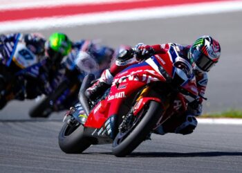 WSBK: Jonathan Rea encontra pontos positivos na Honda mesmo longe dos primeiros lugares