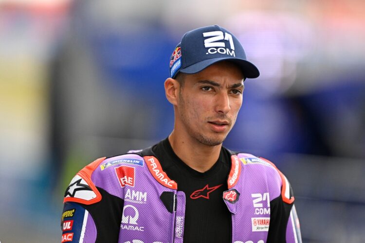 MotoGP: Yamaha ainda não convence, mas Toprak Razgatlioglu vê luz ao fundo do túnel