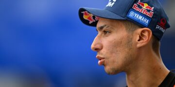 MotoGP: Razgatlioglu luta para se adaptar com Dovizioso a surgir como peça-chave