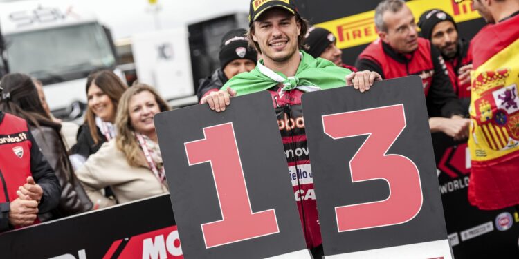 WSBK: A Era de Bulega! Já são 13 vitórias consecutivas em 2026