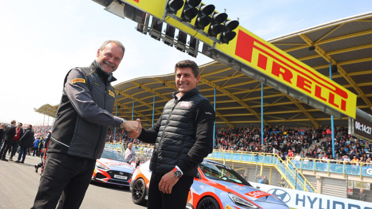 WSBK:Pirelli introduz novo pneu traseiro para melhorar desempenho em corrida