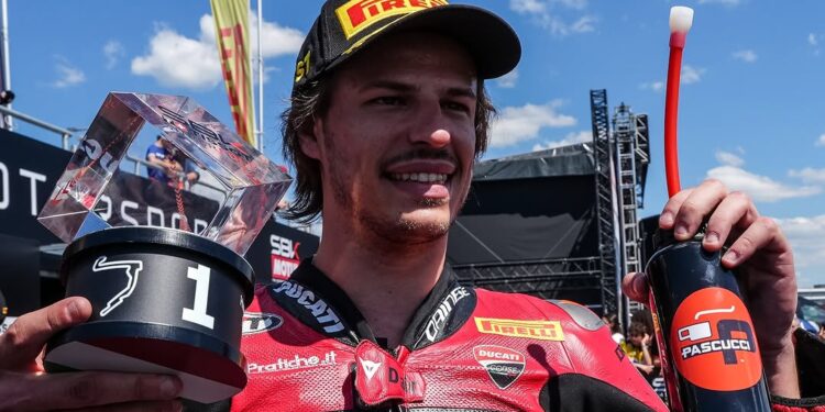 WSBK: Nicoló Bulega com melhor início de época de sempre