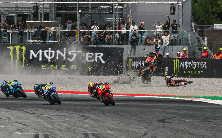 MotoGP – Carmelo Ezpeleta defende polémico GP da Catalunha