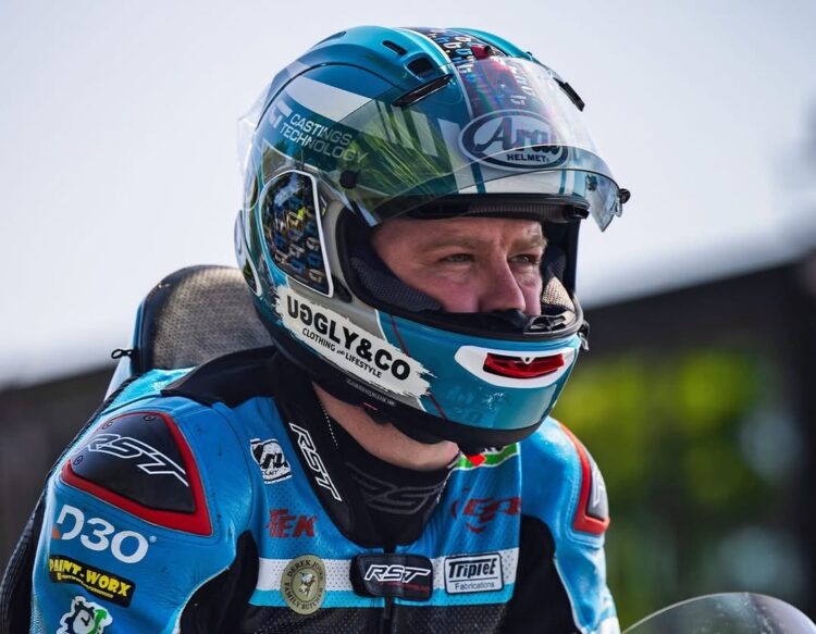 Isle of Man TT: Daniel Ingham morre aos 33 anos na sessão de qualificação