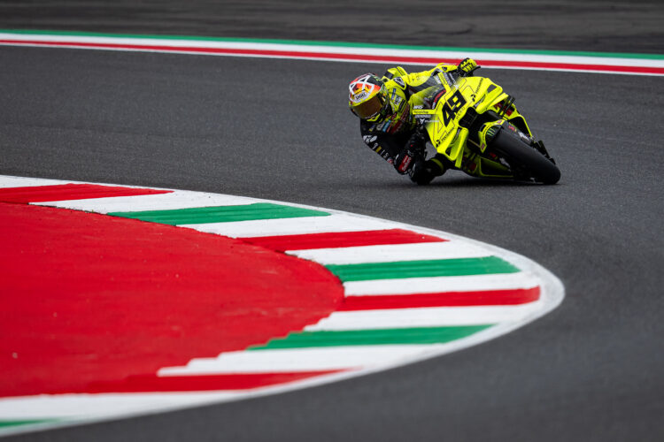 MotoGP: Di Giannantonio domina primeiro dia em Mugello; Marc Márquez na Q2 no regresso