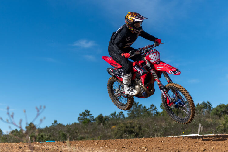 CN Motocross: Gerard Congostn vence MX1 em Cortelha