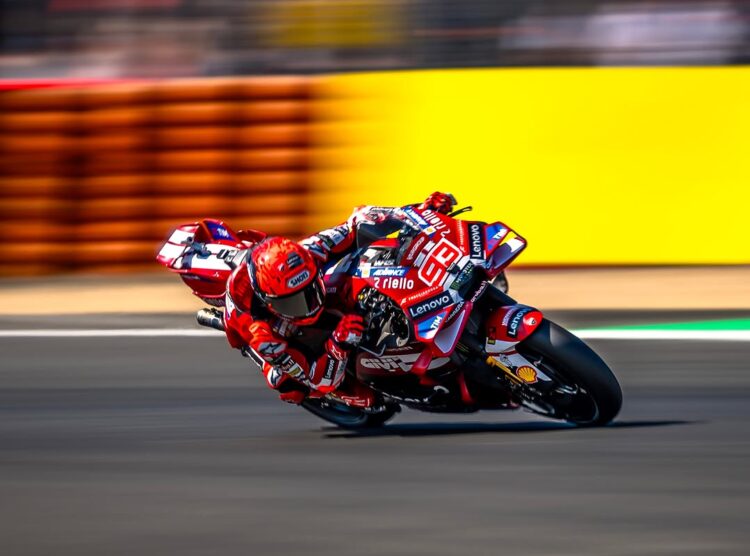 MotoGP: Marc Márquez destrói recorde absoluto de Le Mans avança com autoridade para a Q2