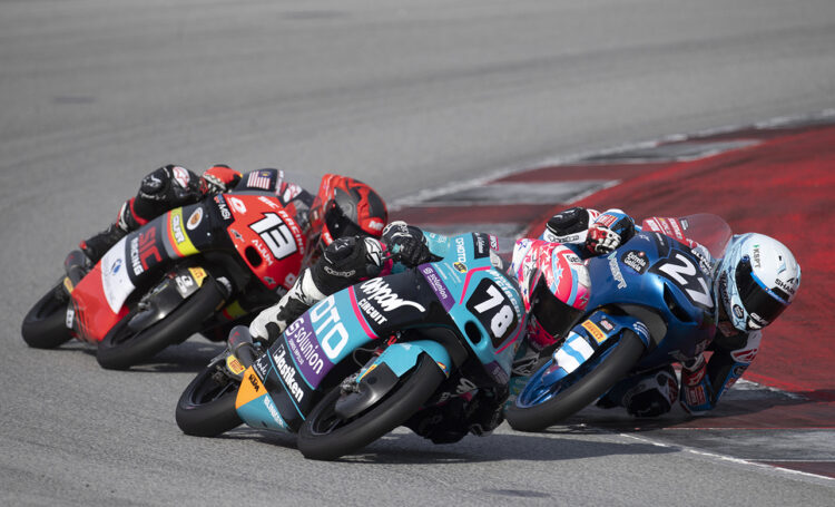 FIM Moto Junior – Calor dentro e fora da pista em Barcelona