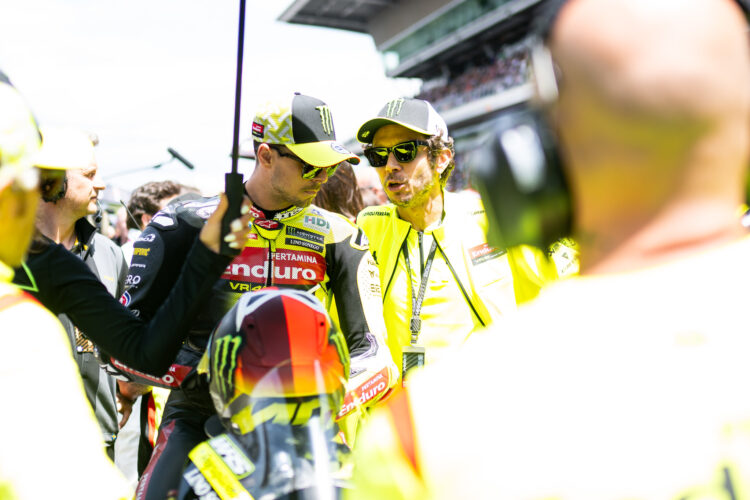 MotoGP: Rossi confirma saída de Di Giannantonio ‘Tens a certeza de que nos queres deixar?’