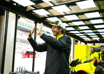 MotoGP: Valentino Rossi analisa crise de Marc Márquez e crescimento da Aprilia