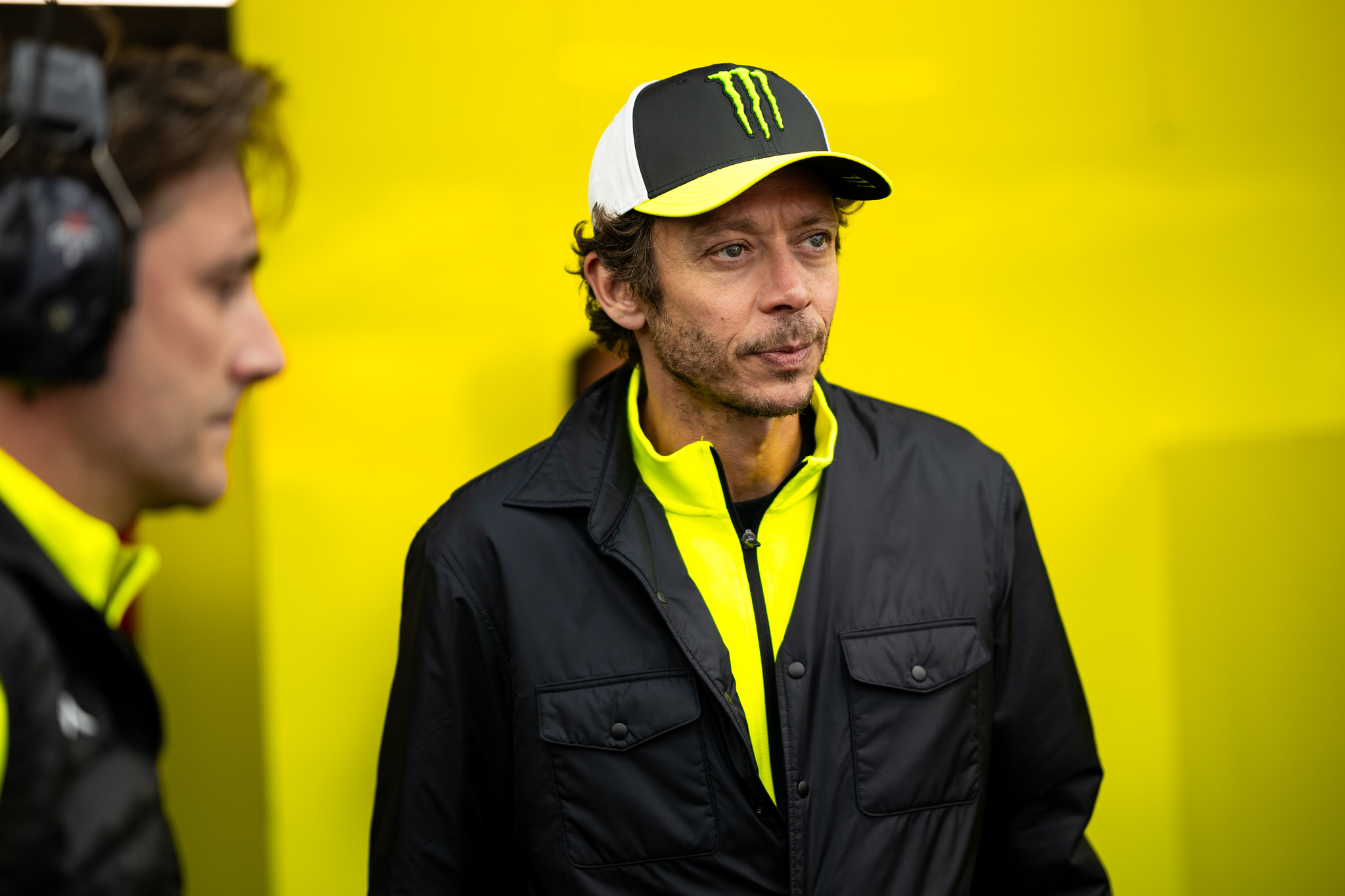 MotoGP: Valentino Rossi diz que Bagnaia ‘provavelmente não voltará a correr pela Ducati’ thumbnail