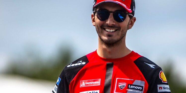 MotoGP: Confirmado! Francesco Bagnaia assina pela Aprilia Racing em 2027