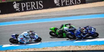 ESBK – Duelos de cortar a respiração dão vitória nas SBK a Odendaal no Estoril