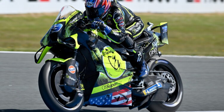 MotoGPHistórico! Ai Ogura vence em Assen e quebra jejum japonês de 22 anos