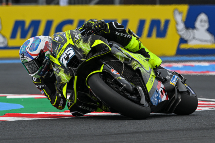 MotoGP: Raúl Fernández conquista Sprint histórica em Assen e lidera dobradinha da Trackhouse