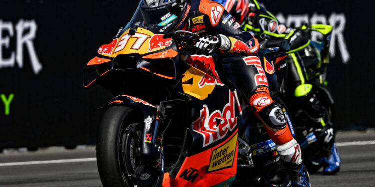 MotoGP: “Chegamos 30 km/h mais lentos” pilotos reagem ao fim do holeshot dianteiro