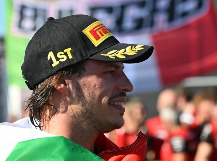 MotoGP: Bulega sobre os rumores para VR46 ‘até aceitaria se fosse roxa. Qualquer cor serve’