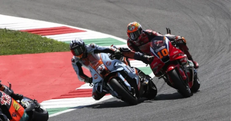 MotoGP: Marini critica falta de imagens após contacto com Fernández no GP de Itália