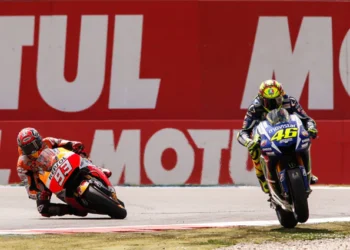 MotoGP: Recordar, Rossi e Márquez protagonizam final polémico em 2015