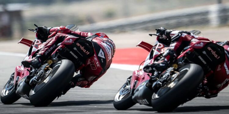 WSBK: ‘Não arranjamos desculpas’ Ducati reage à pressão para travar a Panigale