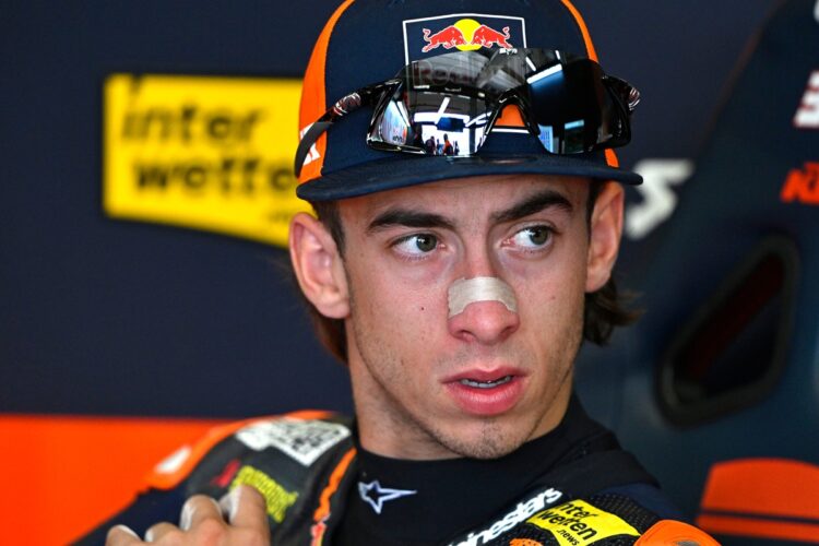 MotoGP: Pedro Acosta ‘as últimas dez voltas são um desastre’