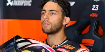 MotoGP: Enea Bastianini muda de rumo e assina pela Trackhouse Aprilia