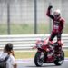 WSBK: Bulega continua imparável, mas há quem questione o peso da Ducati no seu sucesso