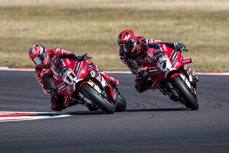 WSBK: Iker Lecuona defende Ducati ‘Se querem ganhar, têm de construir uma moto para ganhar’
