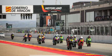 Odendaal conquista pole position e vence em Motorland apesar do calor