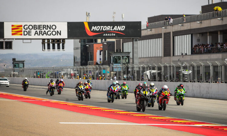 Odendaal conquista pole position e vence em Motorland apesar do calor