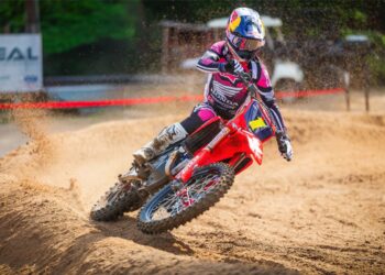 AMA Pro Motocross: Queda cruel de Hunter entrega vitória e liderança do campeonato a Jett Lawrence