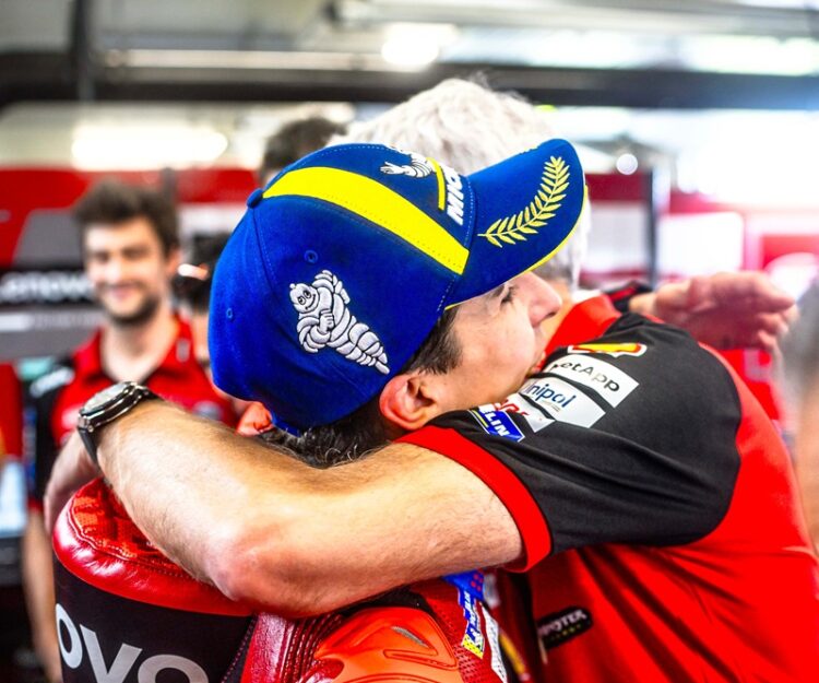 MotoGP: ‘Os campeões lutam sempre’ Dall’Igna rende-se à atitude de Marc Márquez