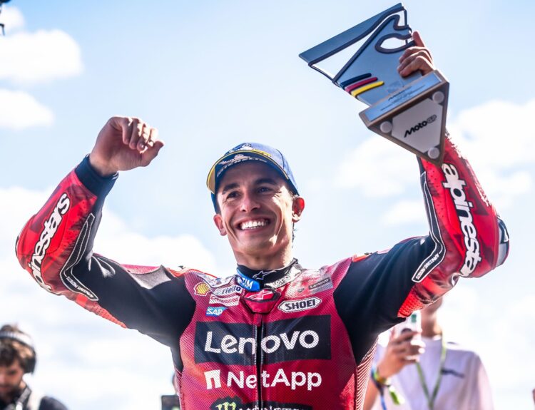 MotoGP: Marc Márquez faz história e iguala um recorde que parecia intocável