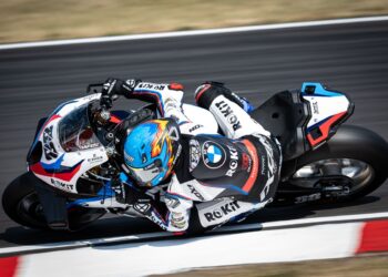 WSBK: Miguel Oliveira regressou, mas BMW continua à procura de soluções