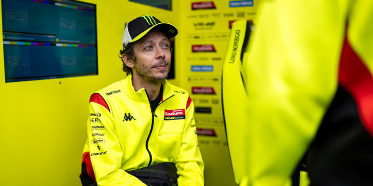 MotoGP: Valentino Rossi ‘Ver pessoas a usar o meu boné é uma honra;Mais importante do que os nove títulos’
