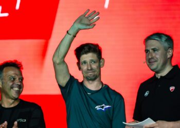 MotoGP: Casey Stoner desafia Márquez ‘Ainda tenho cartas na manga’